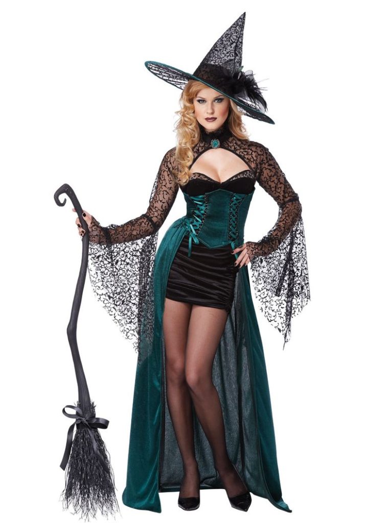 Halloween costumes for women 2023